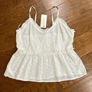 White crop tank top blouse